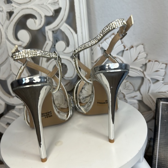 New Women Qupid silver Nubuck Peep Toe Criss Cross Rhinestone heel BRAND NEW! - Picture 8 of 9